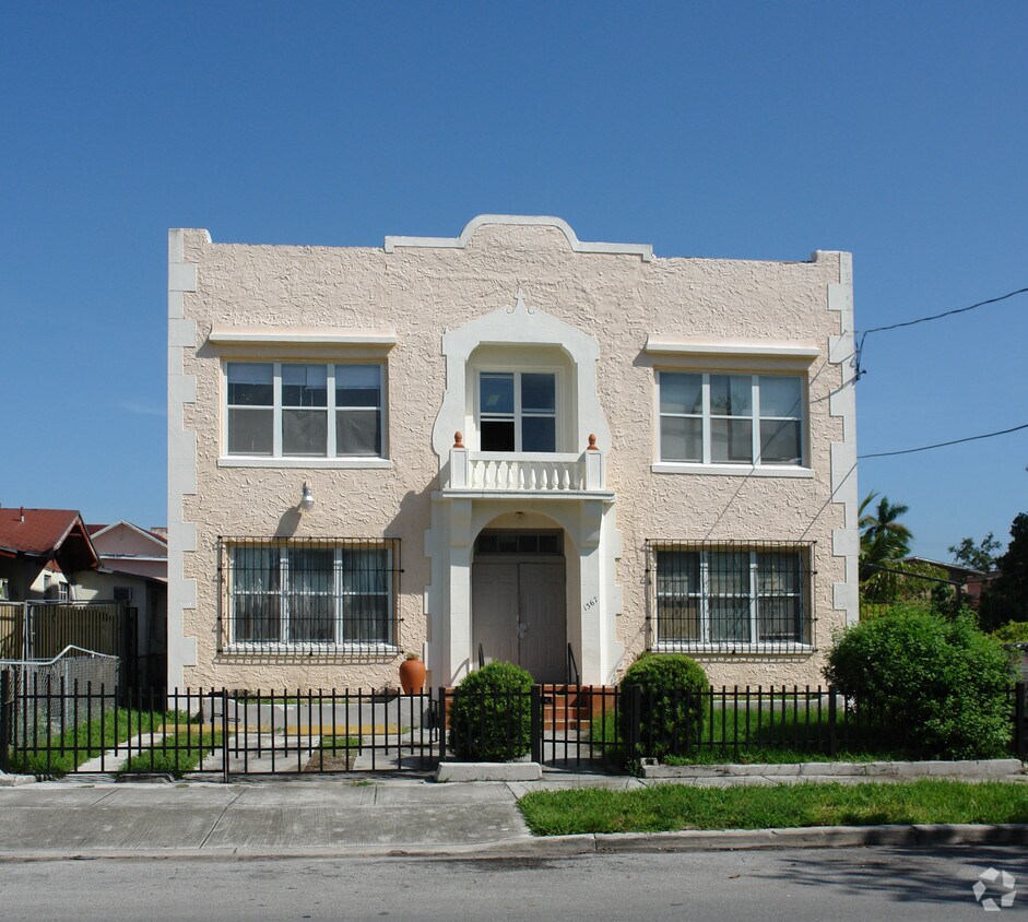 Building Photo - Webster Apartments