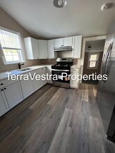 Building Photo - 316 Broad St