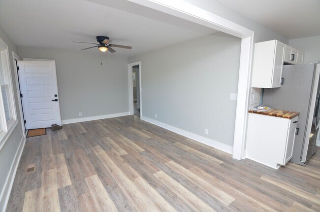 Foto del edificio - 2506 Halls Hill Pike