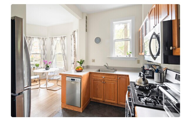 Foto del edificio - 1617 Massachusetts Ave