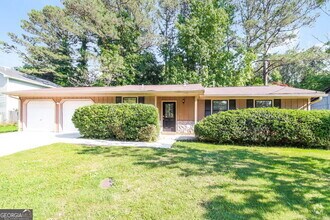 Building Photo - 5531 Mallard Trail