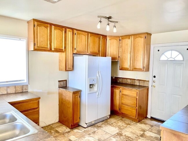 Building Photo - 2220 20th St