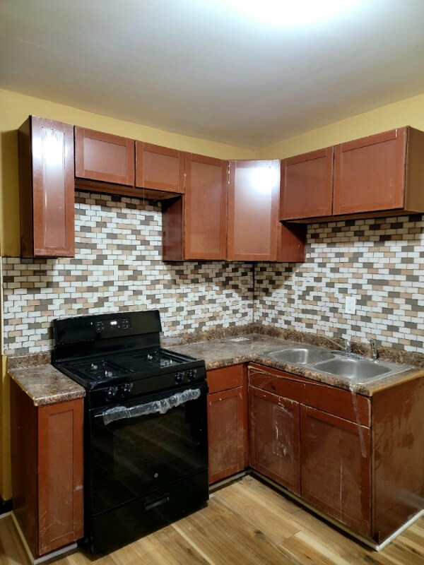 Foto del edificio - 10919 S Vernon Ave