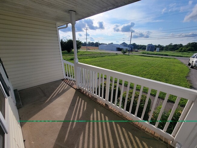 Building Photo - 11665 Julien Rd