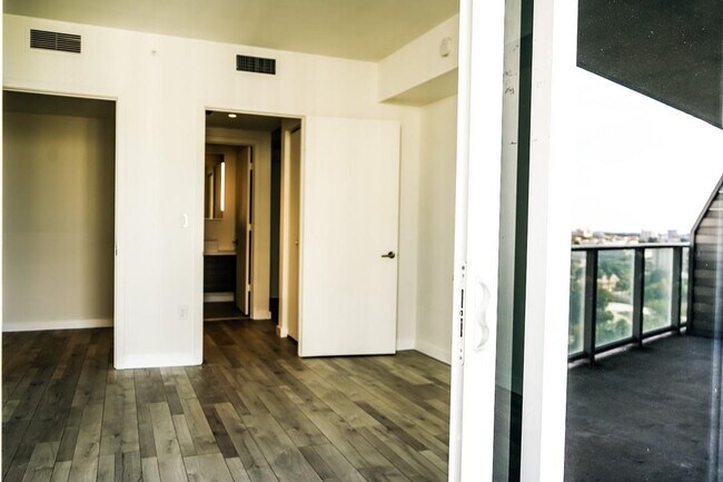 Foto del edificio - 1010 SW 2nd Ave