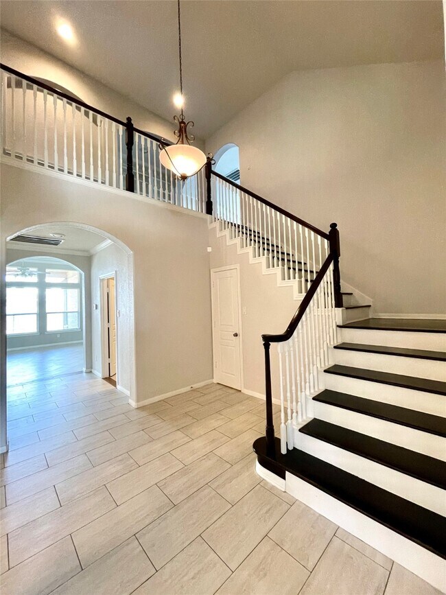 Foto del edificio - 23606 Rollinford Ln