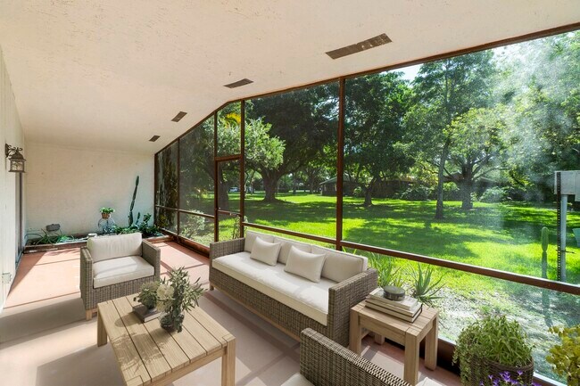 Foto del edificio - 22278 Misty Woods Way