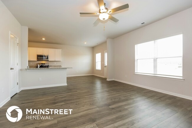 Building Photo - 2307 Curbow Dr