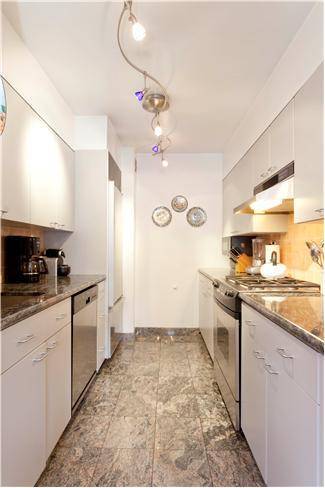 Foto del edificio - 100 W 57th St