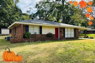 Building Photo - 3508 Cottonwood Dr