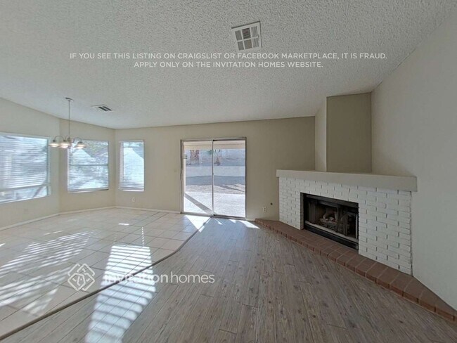 Foto del edificio - 111 Gainsway W Dr