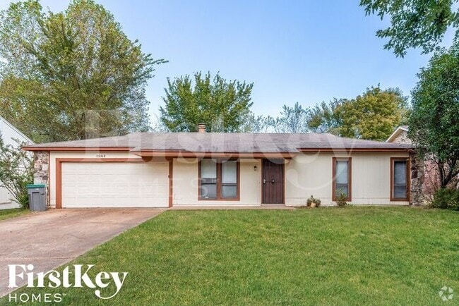 Building Photo - 5982 Rosewind Cir W