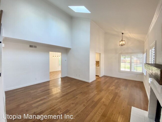 Foto del edificio - 3 br, 2.5 bath House - 7525 Flower Meadow ...