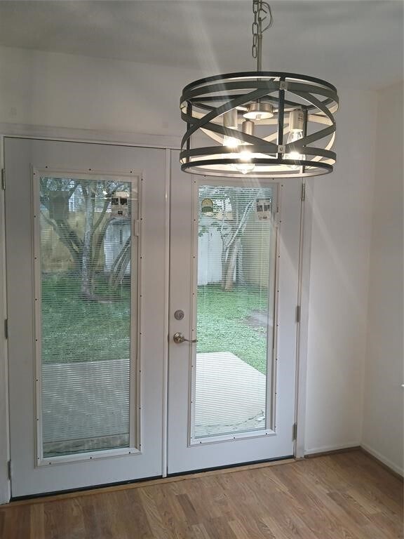 Foto del edificio - 1126 E Brompton Dr