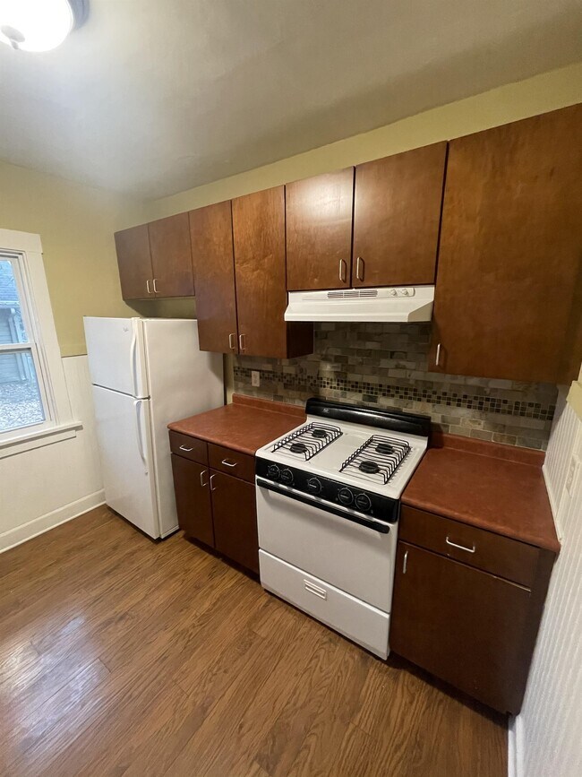 Building Photo - 315 Hancock St