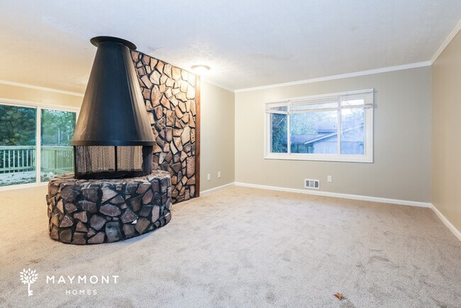 Building Photo - 10822 Mallard Dr