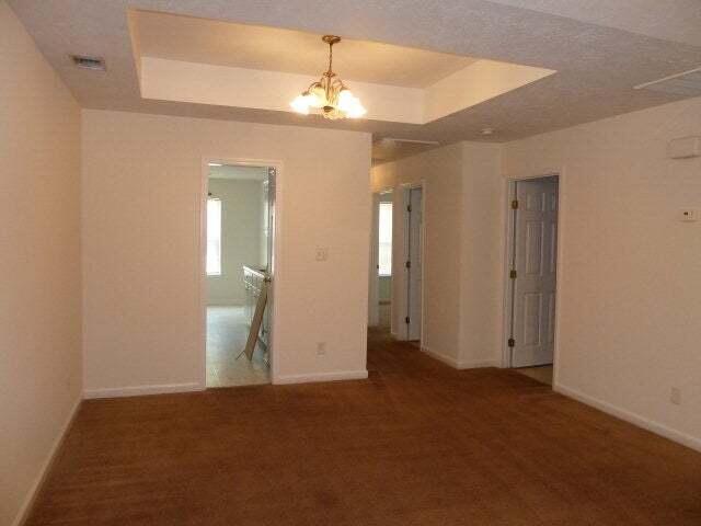 Foto del edificio - 4731 W Creek Mill Ct