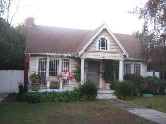 Primary Photo - 1145 N Poinsettia Pl