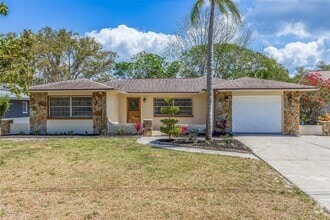 Building Photo - 834 Riverside Dr