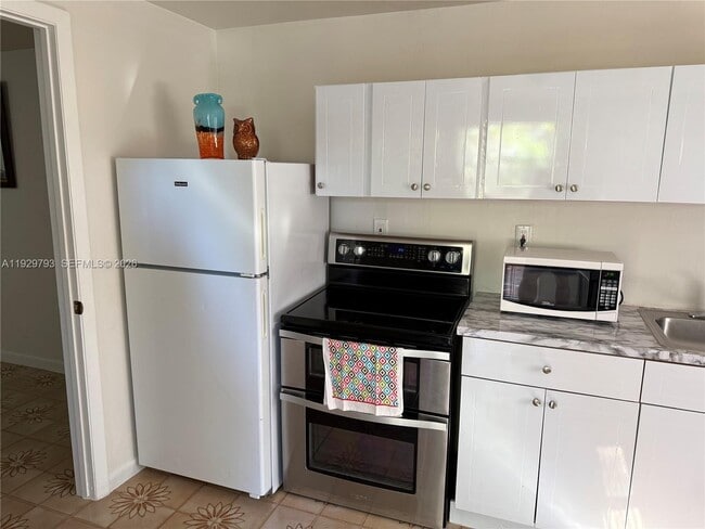 Foto del edificio - 6765 SW 19th St