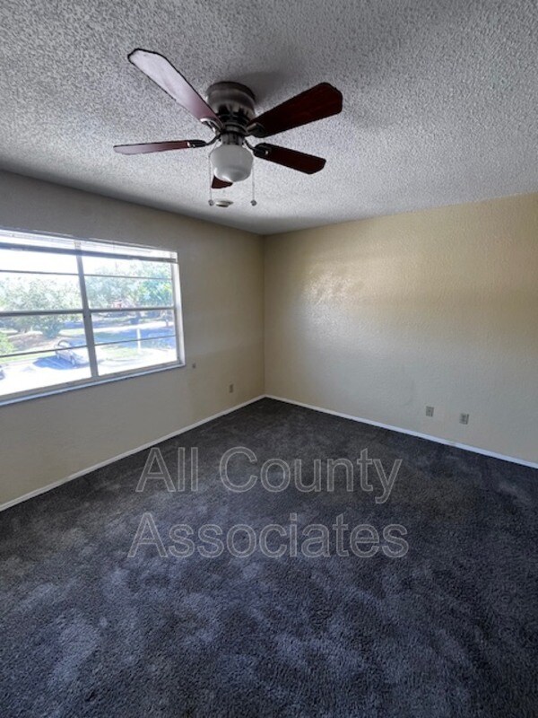 Building Photo - 8921 Cochise Ln