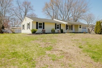 Building Photo - 125 Temi Rd