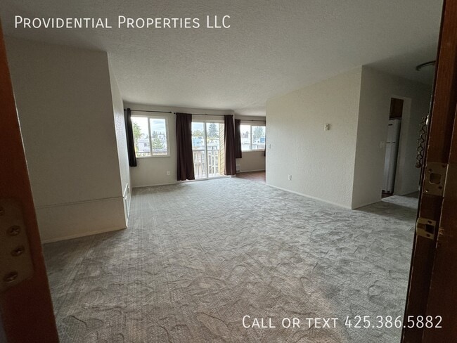 Building Photo - 2031 NW 59th St