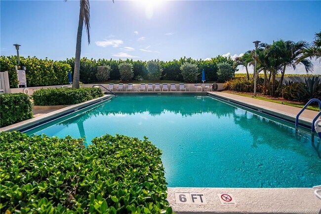 Foto del edificio - 10410 S Ocean Dr