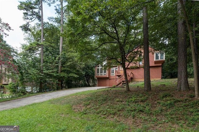 Foto del edificio - 4535 Kings Crossing Dr NE