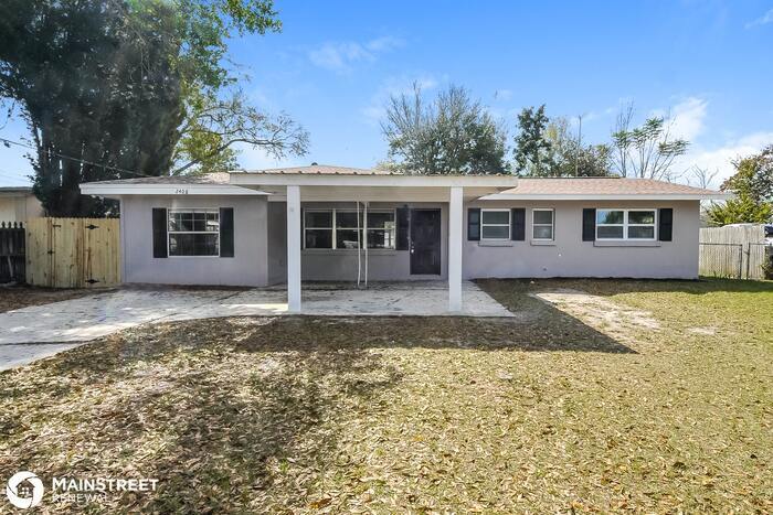 Primary Photo - 2408 Avenue A NW, Winter Haven, FL 33880