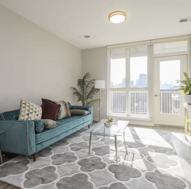 Foto del edificio - 301 W North Ave