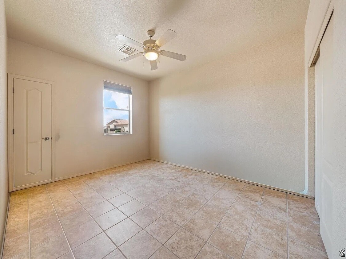 Foto del edificio - 2525 S View Pkwy