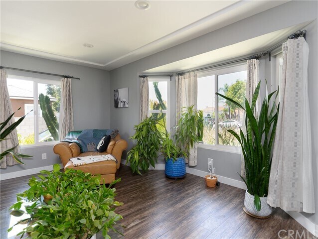 Foto del edificio - 1326 S Woods Ave