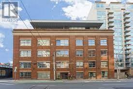 Building Photo - 383-383 Adelaide St E