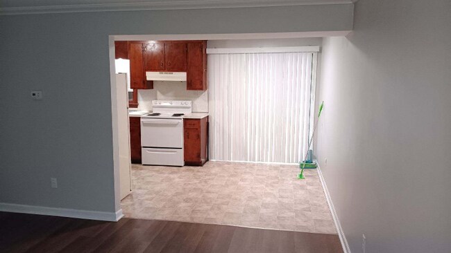 Foto del edificio - 1414 Chatham Heights Rd