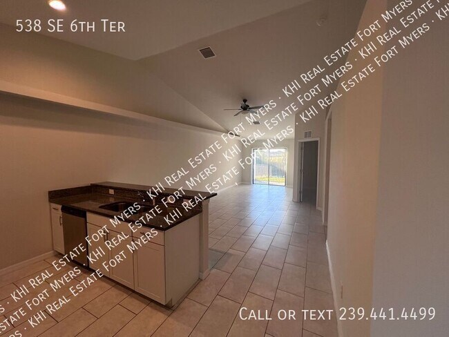 Foto del edificio - 538 SE 6th Terrace