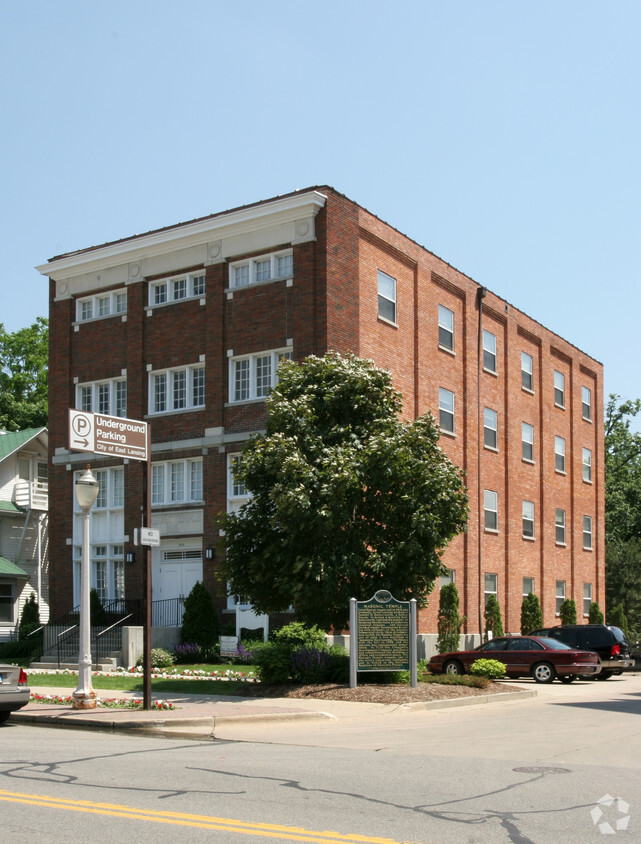 Building Photo - Masonic Temple