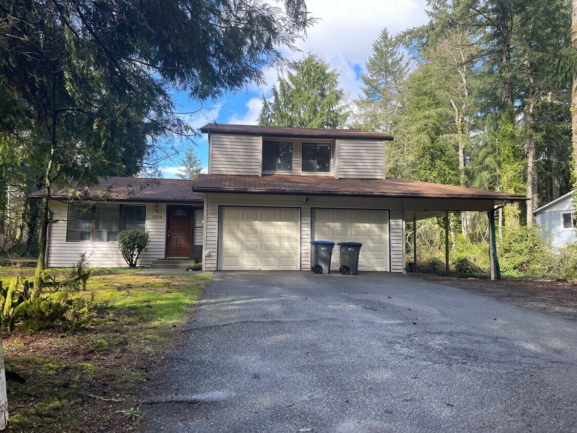 Primary Photo - Newberry Hill Home- minutes from Silverdale