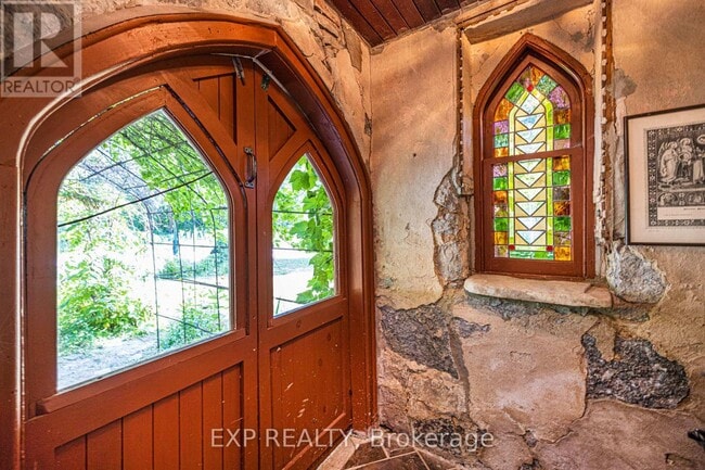 Photo du bâtiment - 6444 Church Rd