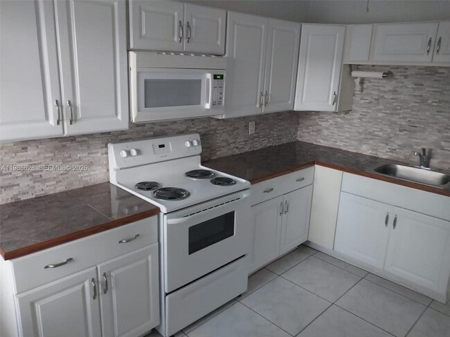 Foto del edificio - 1050 Atlantic Shores Blvd