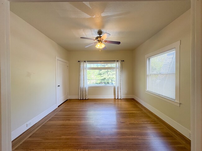 Foto del edificio - 2522 Capitol Ave