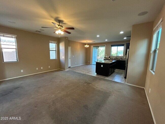 Building Photo - 8623 S 40th Dr