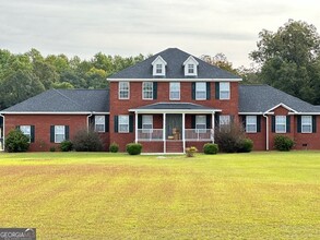 Building Photo - 1303 Homer Waters Rd