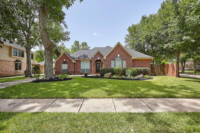 Building Photo - 6734 Wildacre Dr