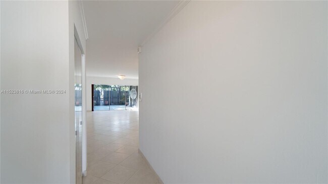 Building Photo - 8302 SW 81st Ter