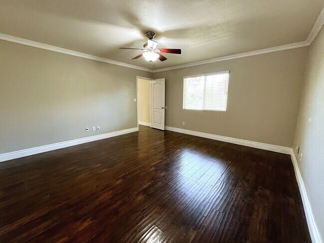 Foto del edificio - Charming Northwest Bakersfield Home on Cul...