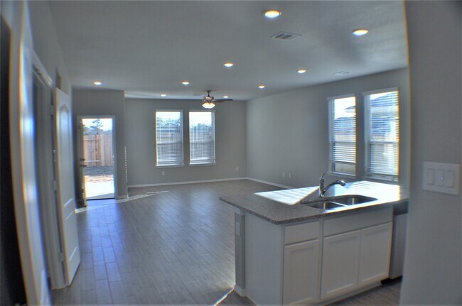 Foto del edificio - 714 Cobalt Crest Ln