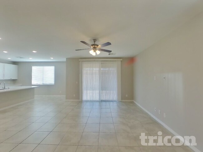 Foto del edificio - 6563 Smithville Ave