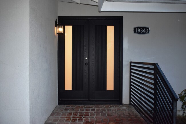 Foto del edificio - 18343 San Jose St