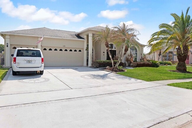 Building Photo - 215 Strathmore Cir